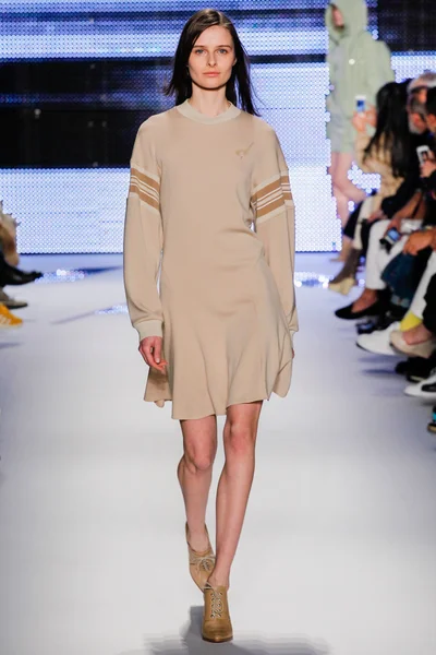 Look 30